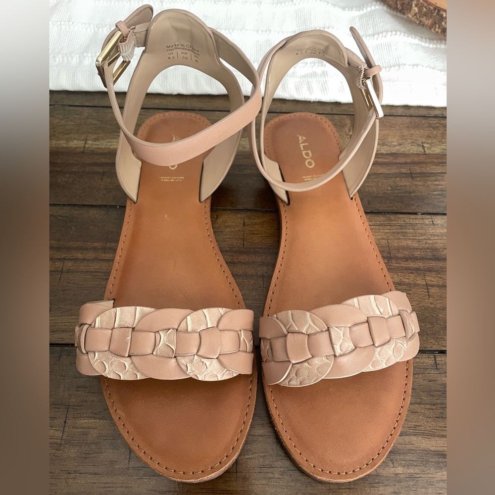 Aldo pink nude leather sandals